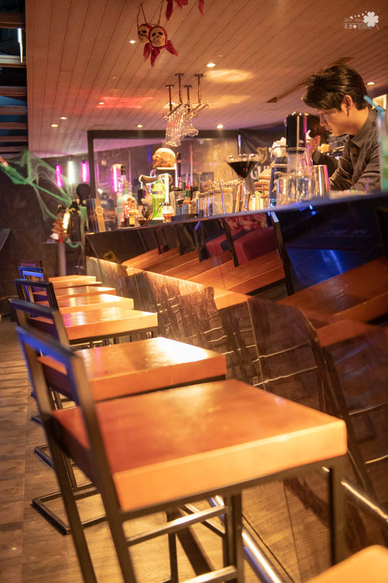 台北酒吧推薦》轉角酒吧La Esquina - 中山區超人氣BAR 華麗調酒微醺之樂 - 時空幻境 凌雲江海清