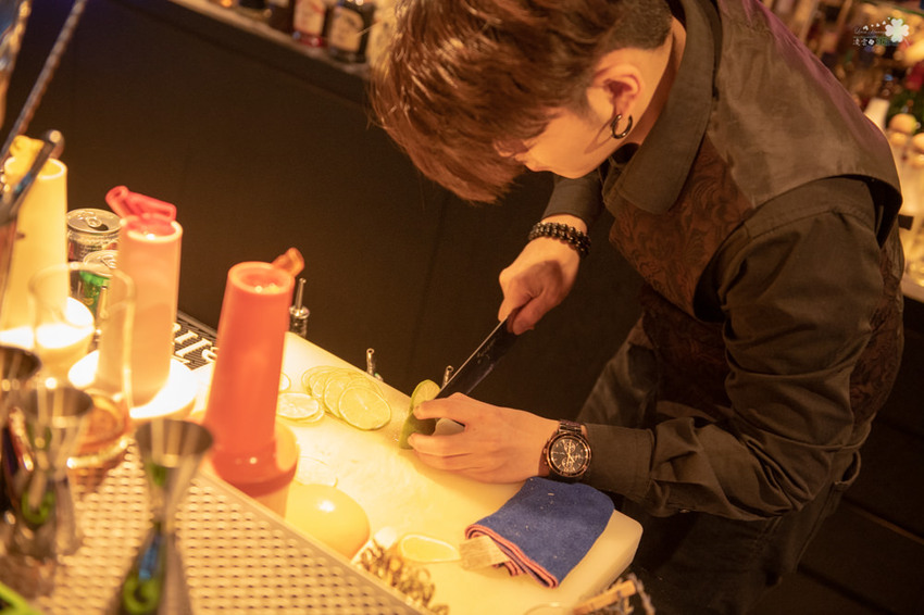 台北酒吧推薦》轉角酒吧La Esquina - 中山區超人氣BAR 華麗調酒微醺之樂 - 時空幻境 凌雲江海清