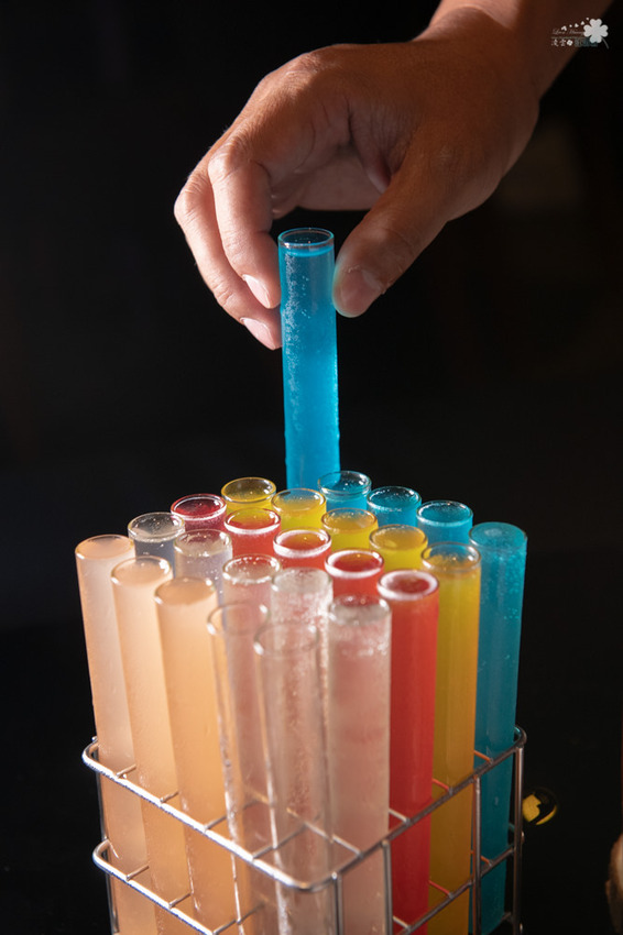 台北酒吧推薦》轉角酒吧La Esquina - 中山區超人氣BAR 華麗調酒微醺之樂 - 時空幻境 凌雲江海清