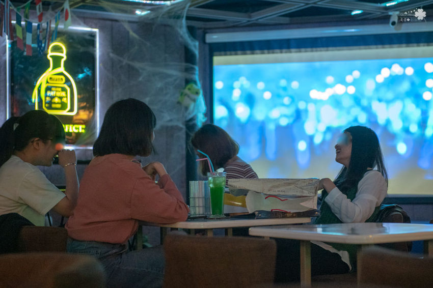 台北酒吧推薦》轉角酒吧La Esquina - 中山區超人氣BAR 華麗調酒微醺之樂 - 時空幻境 凌雲江海清