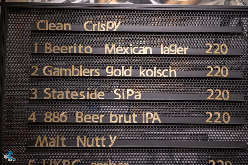 大直餐酒館》棧酒食吧 SIP Gastro Taphouse - 七種風味的精釀啤酒 ATT 4 Recharge 美食餐廳 直火炭烤x花園餐廳 - 時空幻境 凌雲江海清