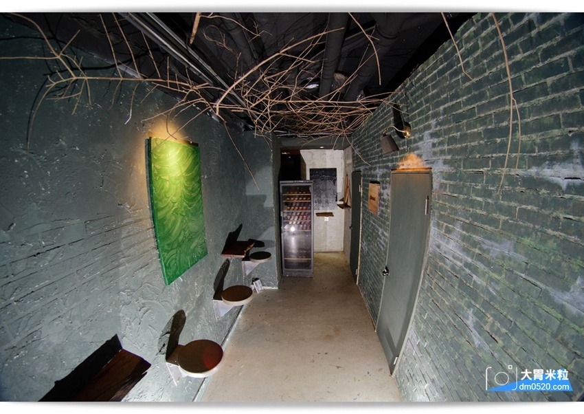 台北東區最潮牛肉麵!姑媽咪牛肉麵,精燉湯頭x復古時尚混搭不受限,必吃私房小菜/爺爺的皮蛋豆腐,台北大安區牛肉麵推薦, - 大胃米粒 DAVID & MILLY