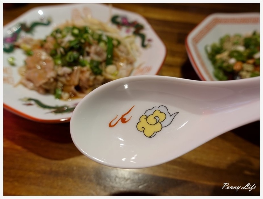 【台北】國父紀念館美食-[姑媽咪]-信義區最潮牛肉麵店(有完整menu)