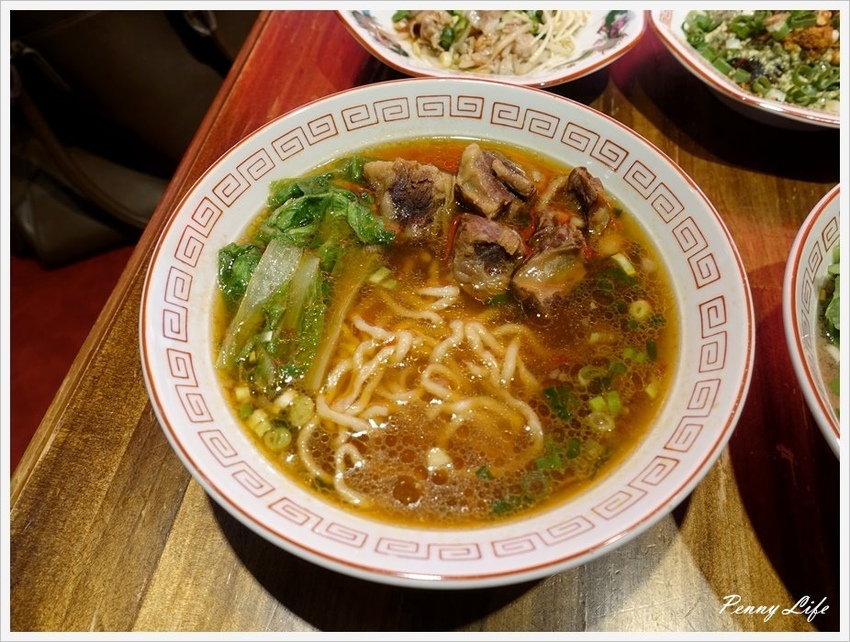 【台北】國父紀念館美食-[姑媽咪]-信義區最潮牛肉麵店(有完整menu)