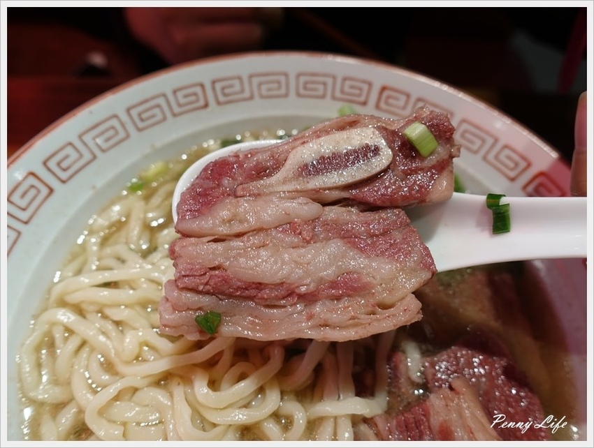 【台北】國父紀念館美食-[姑媽咪]-信義區最潮牛肉麵店(有完整menu)