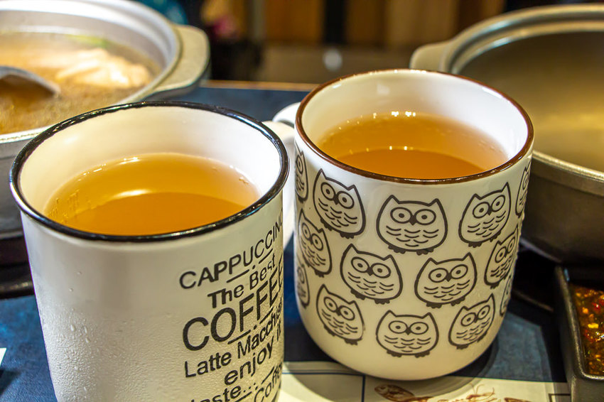 台中大里 星八鍋鍋物潮流，迷人鍋底再一發，麻辣湯頭好順喉! - 微笑Joe幸運