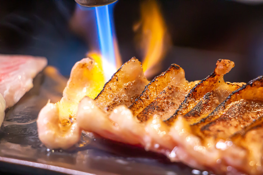 台中大里 星八鍋鍋物潮流，迷人鍋底再一發，麻辣湯頭好順喉! - 微笑Joe幸運