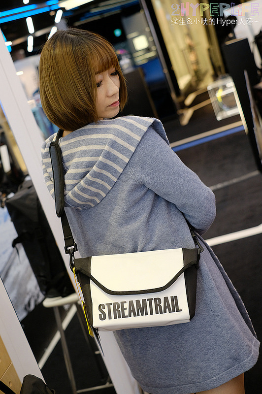 SLASTIK,SLASTIK SHOP,SLASTIK SHOP 台中,SLASTIK 台中,SLASTIK 秀泰文心,SLASTIK 秀泰生活台中文心店,SLASTIK 門市,SLASTIK太陽眼鏡,SLASTIK運動太陽眼鏡,戶外運動太陽眼鏡,秀泰生活台中文心店,血拼買物 @強生與小吠的Hyper人蔘~