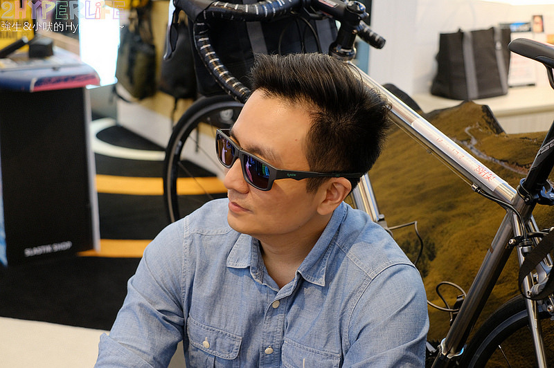 SLASTIK,SLASTIK SHOP,SLASTIK SHOP 台中,SLASTIK 台中,SLASTIK 秀泰文心,SLASTIK 秀泰生活台中文心店,SLASTIK 門市,SLASTIK太陽眼鏡,SLASTIK運動太陽眼鏡,戶外運動太陽眼鏡,秀泰生活台中文心店,血拼買物 @強生與小吠的Hyper人蔘~