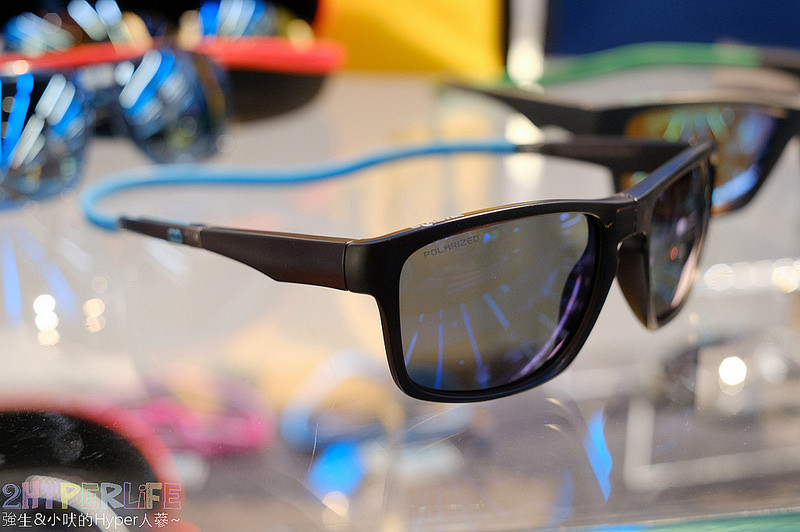 SLASTIK,SLASTIK SHOP,SLASTIK SHOP 台中,SLASTIK 台中,SLASTIK 秀泰文心,SLASTIK 秀泰生活台中文心店,SLASTIK 門市,SLASTIK太陽眼鏡,SLASTIK運動太陽眼鏡,戶外運動太陽眼鏡,秀泰生活台中文心店,血拼買物 @強生與小吠的Hyper人蔘~