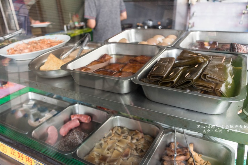 高雄前鎮︱福記陽春麵　藏於巷弄間的濃郁好吃紅燒牛肉麵！