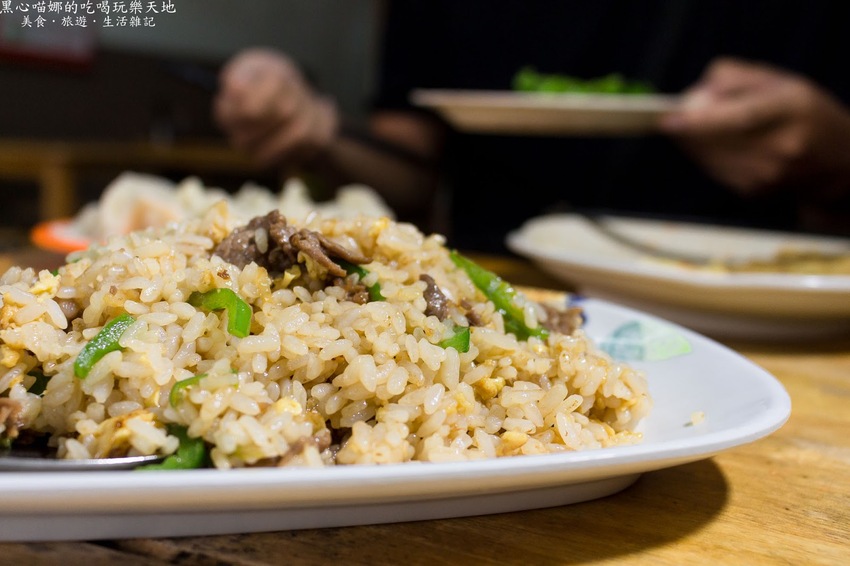 高雄前鎮︱福記陽春麵　藏於巷弄間的濃郁好吃紅燒牛肉麵！