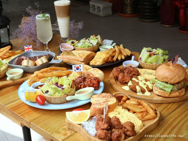 歐娜斯 Honest早午餐：台中美食│歐娜斯 Honest早午餐〃北屯人氣早午餐，份量超澎派，餐點也好吃～