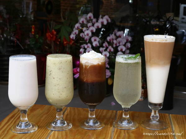 歐娜斯 Honest早午餐：台中美食│歐娜斯 Honest早午餐〃北屯人氣早午餐，份量超澎派，餐點也好吃～