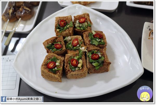 卑南胡同平價燒烤：[食記]►台南東區◄燒烤、熱炒、卑南特色美食－卑南胡同平價燒烤