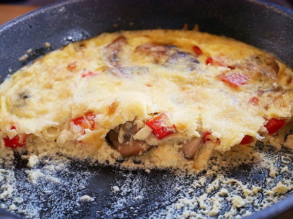 T.R Kitchen 法式早午餐:T.R Kitchen 法式早午餐-台中北屯區早午餐 近藍天白雲橋 拍完美味餐點接著拍人景