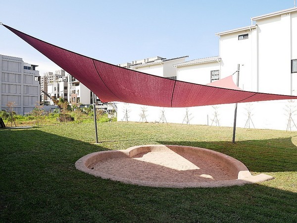 T.R Kitchen 法式早午餐:T.R Kitchen 法式早午餐-台中北屯區早午餐 近藍天白雲橋 拍完美味餐點接著拍人景