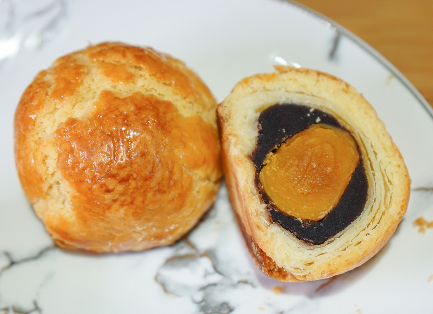 [高雄下午茶推薦]S S CAKE(河堤店)-超夢幻粉紅甜點店x繽紛水果千層派手工甜點 - 美食好芃友