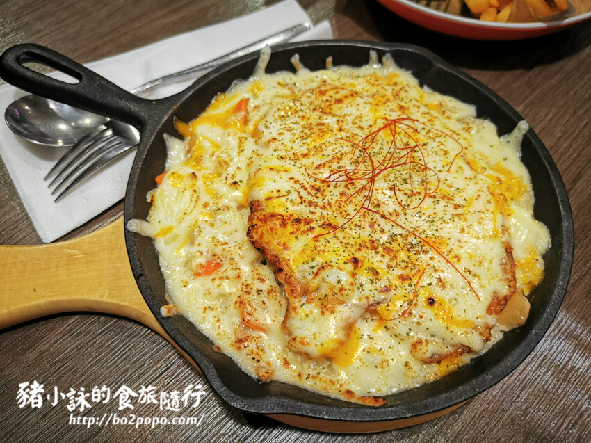 高雄。岡山》Fortunato法杜娜多廚匠的店。美味義大利麵店