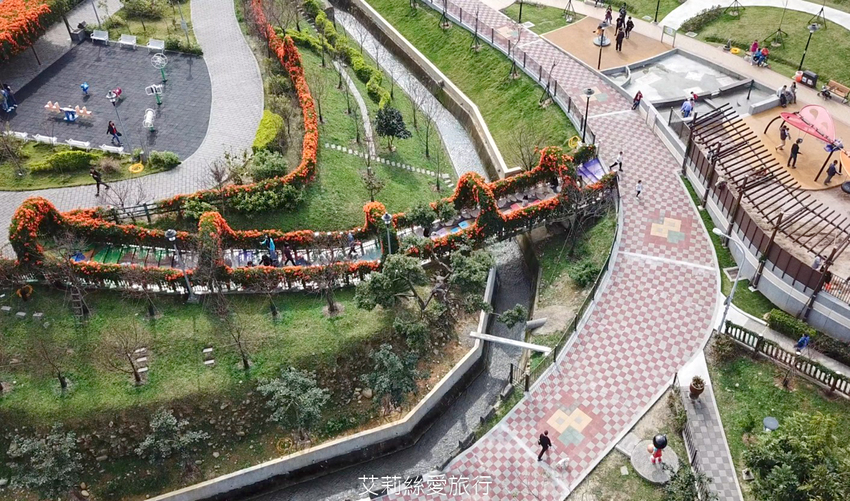 鶯歌景點》鶯歌永吉公園 親子同樂 新春賞炮仗花 玩溜滑梯 超好拍立體彩繪 - 艾莉絲愛旅行