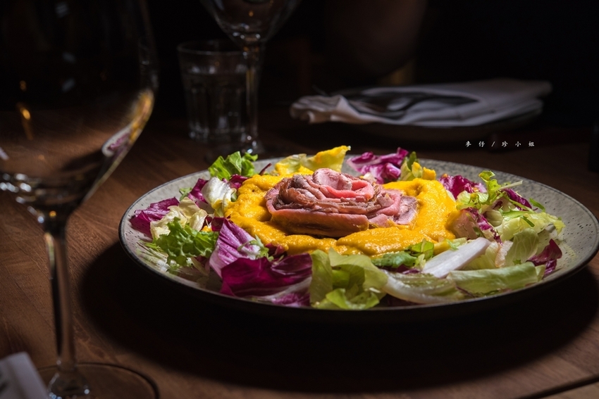 麥仔食。台北｜火星小廚 Cuisine de Mars｜國父紀念館玻璃屋餐酒館推薦～情人節約會首選｜創意美味兼具的氣氛餐廳｜捷運國父紀念館站美食