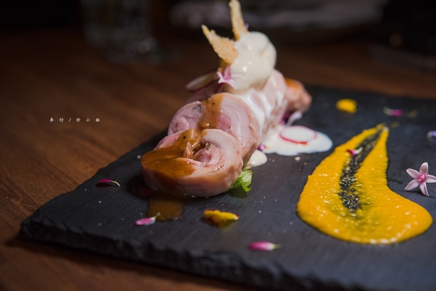 麥仔食。台北｜火星小廚 Cuisine de Mars｜國父紀念館玻璃屋餐酒館推薦～情人節約會首選｜創意美味兼具的氣氛餐廳｜捷運國父紀念館站美食