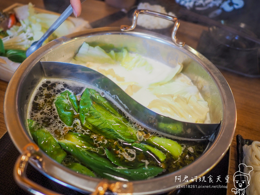 【台北】婧傳火鍋｜有夠蝦套餐～一斤肉品x超彭湃海鮮鍋物｜松江南京捷運站美食