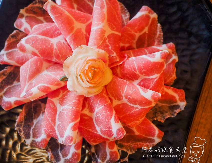 【台北】婧傳火鍋｜有夠蝦套餐～一斤肉品x超彭湃海鮮鍋物｜松江南京捷運站美食