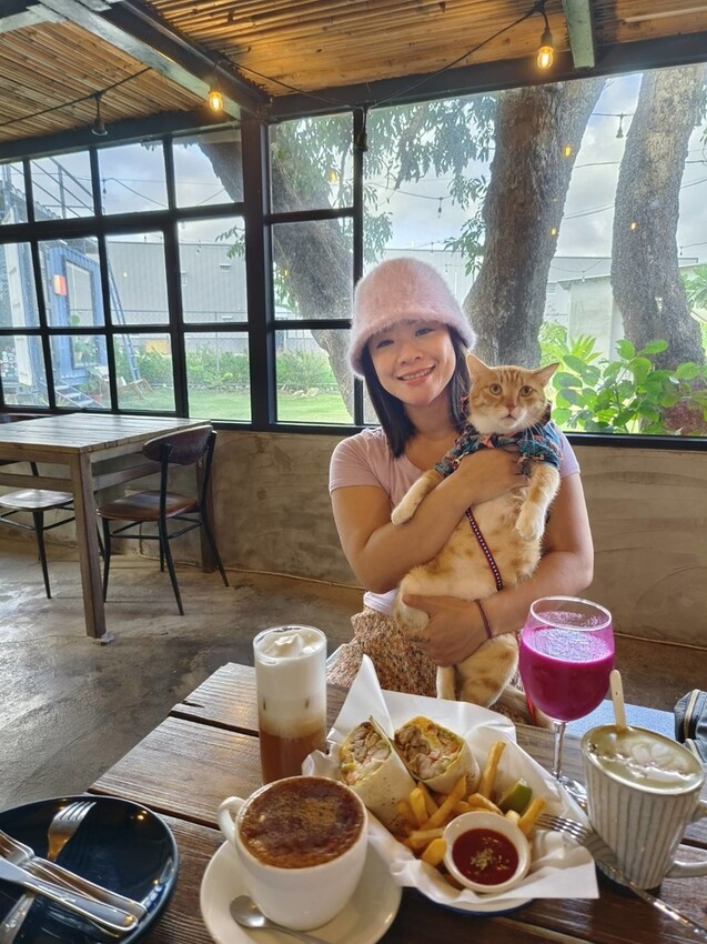 13241.jpg - 【屏東.恆春】網美古宅咖啡廳。肥春號咖啡廳+蜜糖吐司+牛肉捲+擂茶拿鐵+寵物超友善