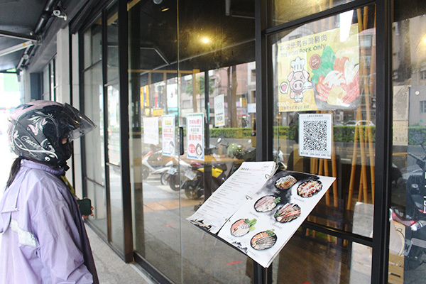 上善若水海鲜鍋物外帶即食鍋 (2)