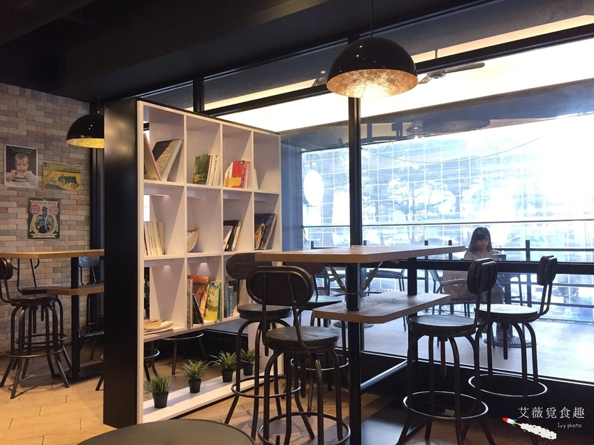 普羅多之咖啡 台中逢甲附近的平價又不限時的咖啡館