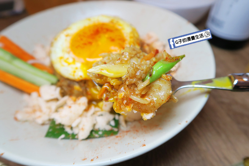 東區豬肋排.峇厘島著名老店-刁廚.紐利 Naughty Nuri's Taiwan 東區216巷 忠孝敦化站