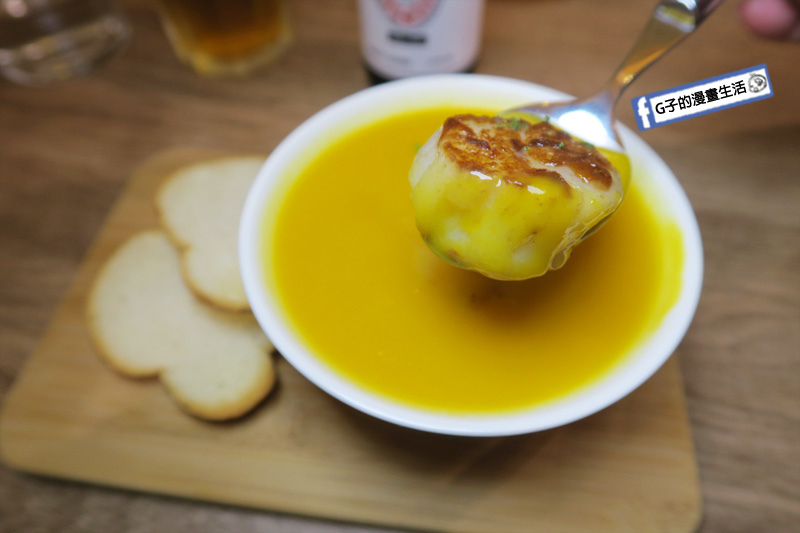 東區豬肋排.峇厘島著名老店-刁廚.紐利 Naughty Nuri's Taiwan 東區216巷 忠孝敦化站