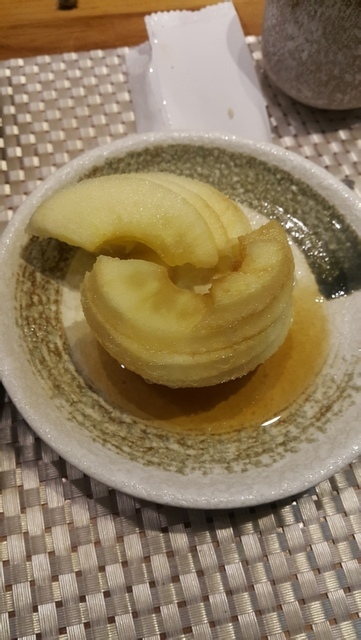 【內湖。帝一帝王蟹』頂級北海道帝王蟹燒烤吃到飽 / 桌邊專人燒烤 頂級活跳跳海鮮新鮮送上桌