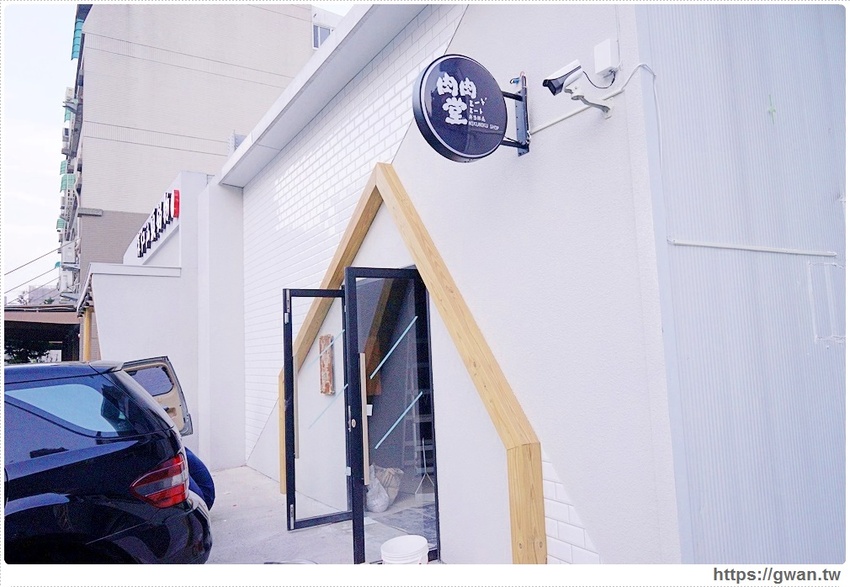 快約豬朋友來吃鍋，台中超狂點火鍋送龍蝦，屬『豬』的再加碼一盤嫩豚豬！！