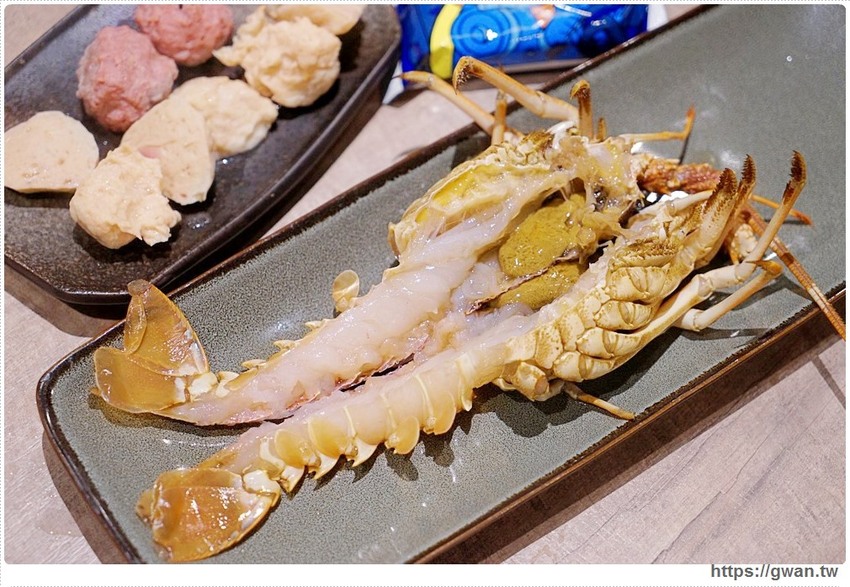 快約豬朋友來吃鍋，台中超狂點火鍋送龍蝦，屬『豬』的再加碼一盤嫩豚豬！！