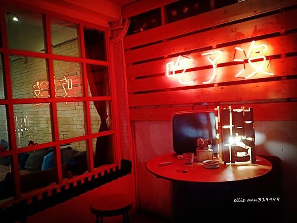 49755926_232055831048103_2151581596556197888_n