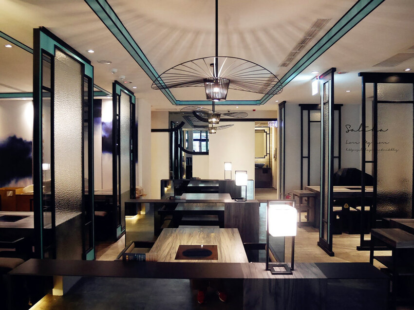 新店餐廳美食推薦新店火鍋青花驕麻辣鍋涮涮鍋新店聚餐氣氛好浪漫約會餐廳 (4)