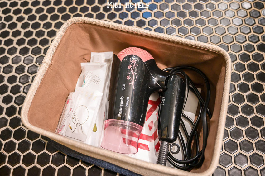 ｜台中住宿｜MINI HOTELS台中火車站館，鄰近大魯閣新時代購物中心、台中火車站 - Hallo！Im 婷兒