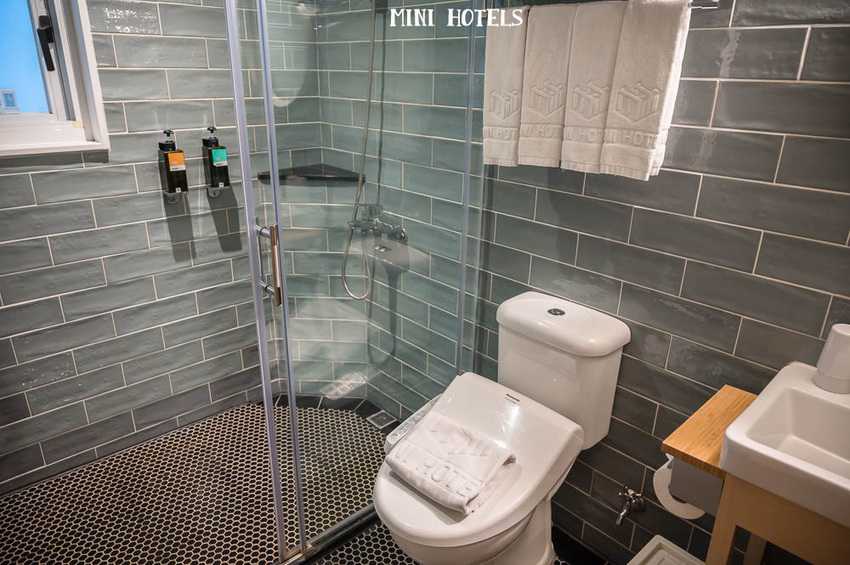 ｜台中住宿｜MINI HOTELS台中火車站館，鄰近大魯閣新時代購物中心、台中火車站 - Hallo！Im 婷兒