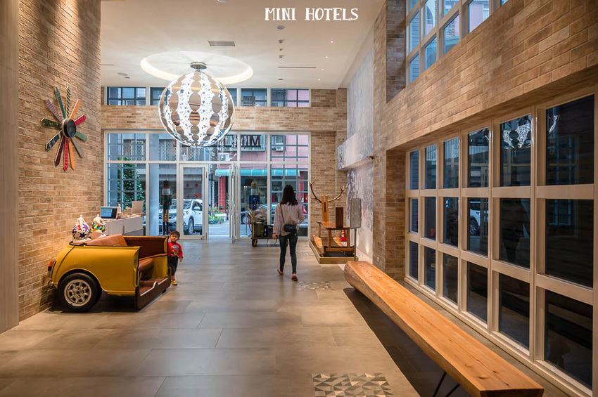 ｜台中住宿｜MINI HOTELS台中火車站館，鄰近大魯閣新時代購物中心、台中火車站 - Hallo！Im 婷兒