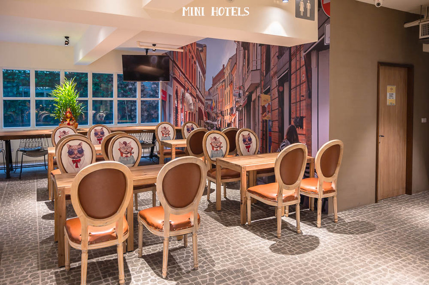 ｜台中住宿｜MINI HOTELS台中火車站館，鄰近大魯閣新時代購物中心、台中火車站 - Hallo！Im 婷兒
