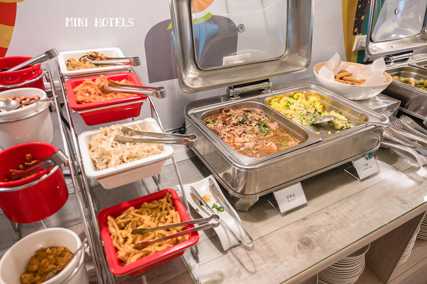 ｜台中住宿｜MINI HOTELS台中火車站館，鄰近大魯閣新時代購物中心、台中火車站 - Hallo！Im 婷兒