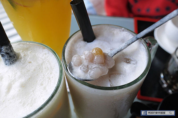 基隆廟口美食【大嘴巴茶坊】基隆火鍋。基隆美式料理。基隆飛鏢旗艦店。不限時提供WIFI聊天泡茶好去處