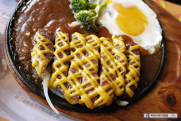 基隆廟口美食【大嘴巴茶坊】基隆火鍋。基隆美式料理。基隆飛鏢旗艦店。不限時提供WIFI聊天泡茶好去處