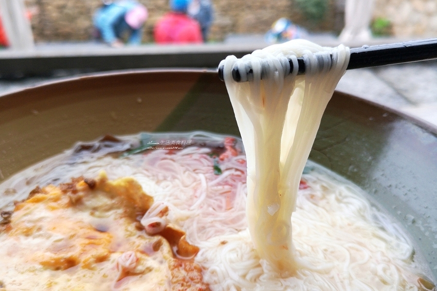 馬祖美食-鏡沃小吃-芹璧聚落必吃-馬祖最好吃的老酒麵線-食尚玩家推薦