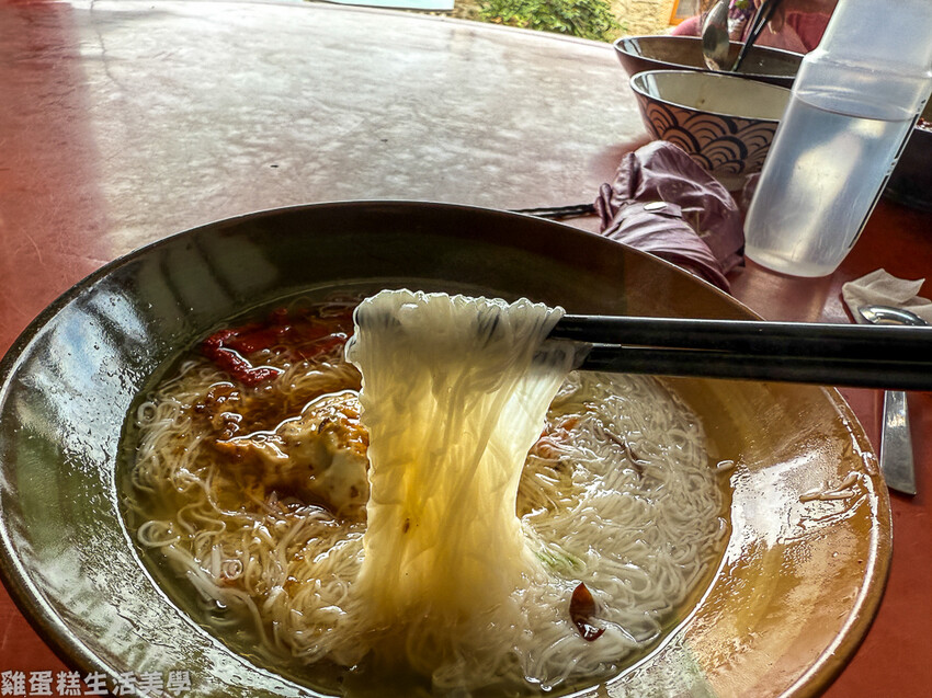 【馬祖食記】鏡沃小吃 - 芹壁村必嚐知名老酒麵線,店內可欣賞 【馬祖食記】鏡沃小吃 - 芹壁村必嚐知名老酒麵線,店內可欣賞
