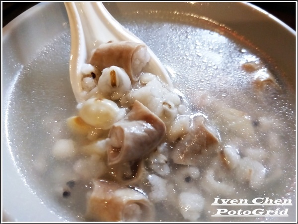 易味屋-丫嬤的古早味：《三峽老街小吃》假日回老家探視及逛老街/中午覓食的小吃-『易味屋-丫嬤的古早味』