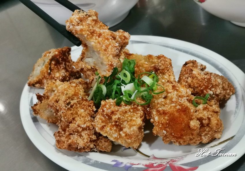 【台南美食】台南南區灣裡必吃美食，超過一甲子的灣裡火城麵！九母魚酥必點~ - 熱血玩台南。跳躍新世界
