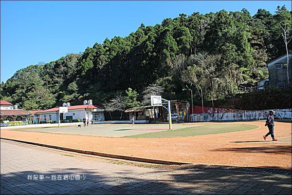 寶山國小02.jpg